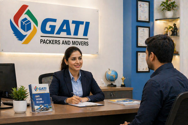 Professional packers and movers team at work in Kurla West Mumbai